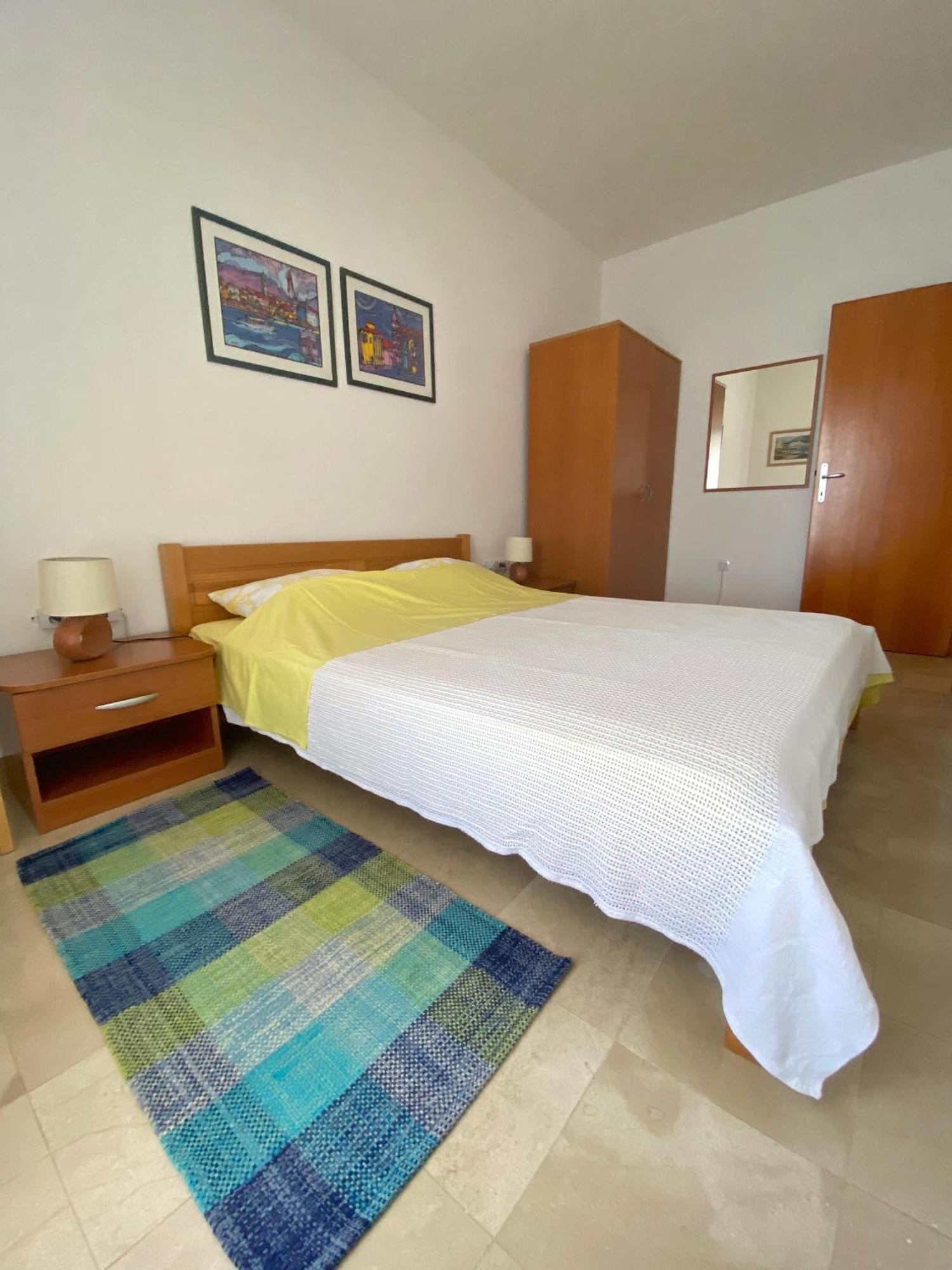 Apartments Ante Podaca Bagian luar foto